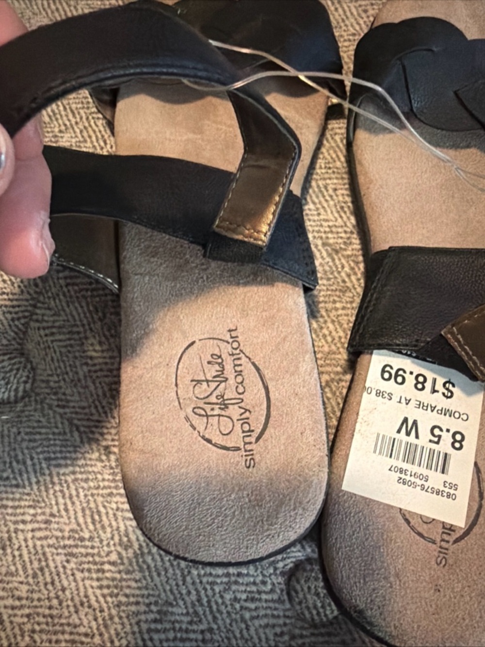 Lifestride Simply Comfort Black Strappy Sandals